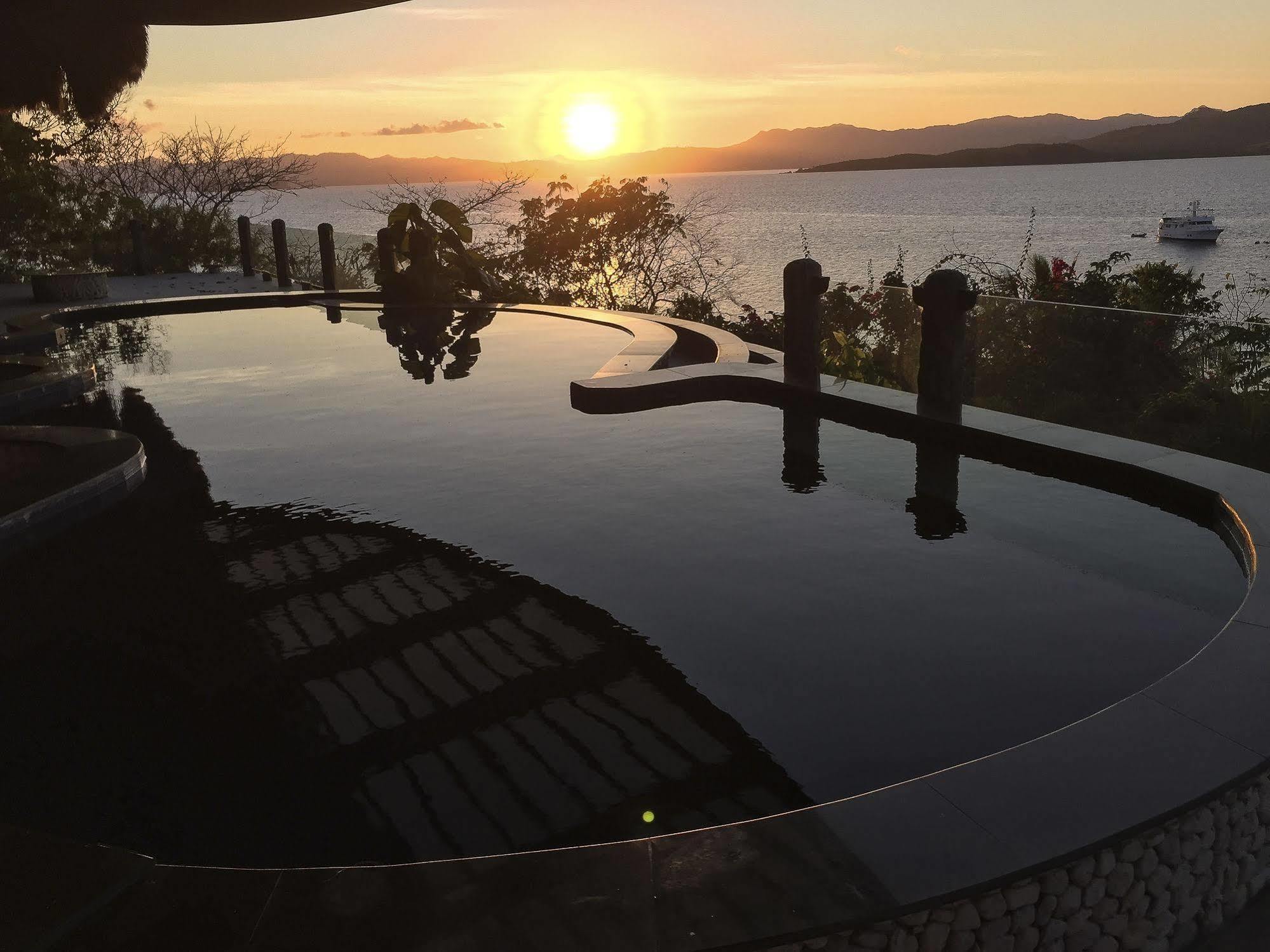Noanoa Island (Adults Only) Hotel Taytay  Ngoại thất bức ảnh